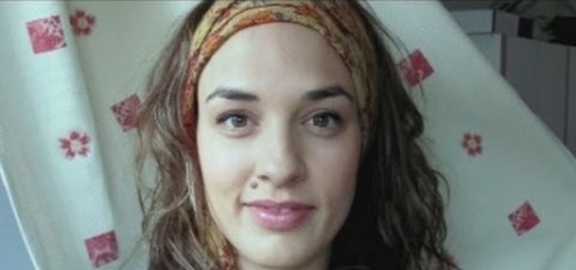 This woman took a photo of herself every day for one year. The end of the video scared me to death...